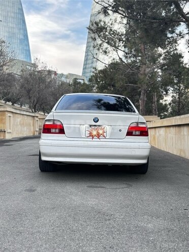 BMW 525 2002, 291,000 km - 2.5 l - Bakı
