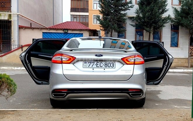 Ford Fusion 2014, 265,000 km - 2.0 l - Bakı