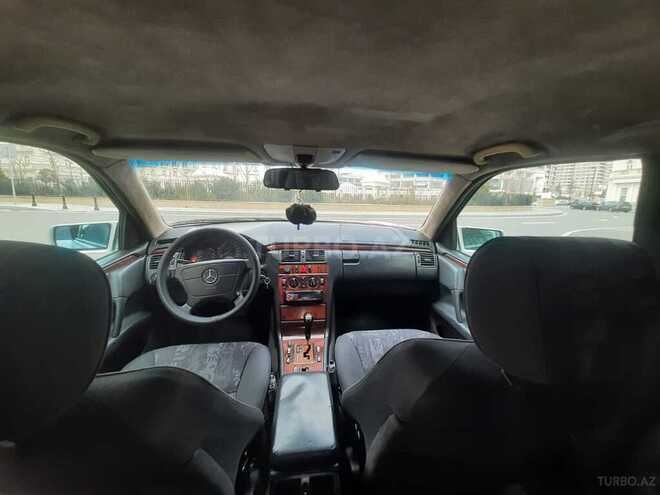 Mercedes E 300 1999, 100,000 km - 3.0 l - Bakı