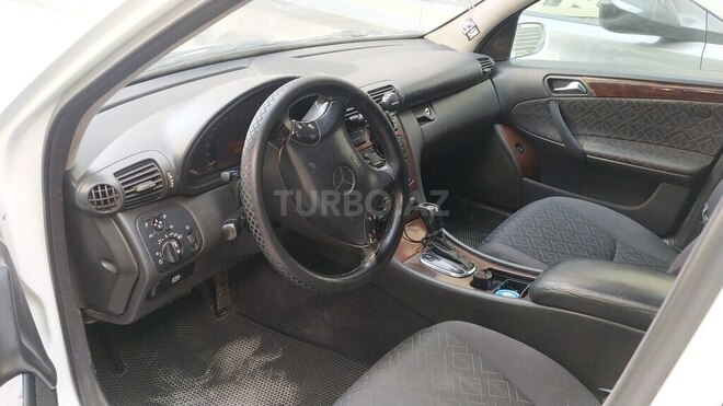 Mercedes C 200 2000, 346,835 km - 2.0 л - Sabirabad