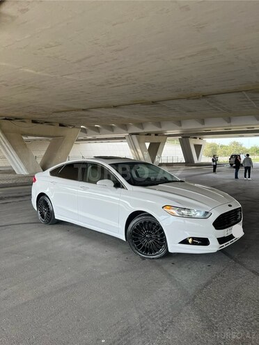 Ford Fusion 2015, 230,000 km - 2.0 l - Bakı