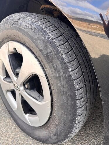 Toyota Prius 2012, 220,000 km - 1.8 l - Bakı