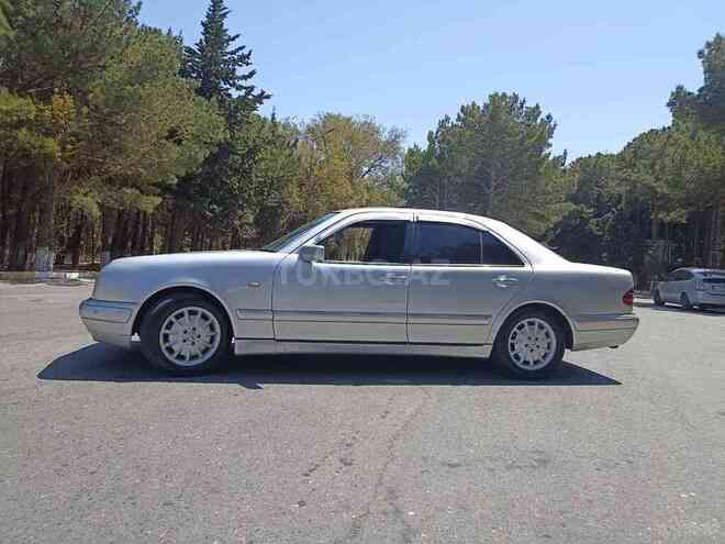 Mercedes E 220 1998, 250,000 km - 2.2 l - Bakı