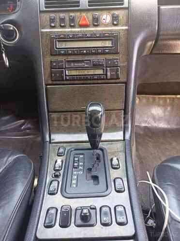 Mercedes E 220 1998, 250,000 km - 2.2 l - Bakı