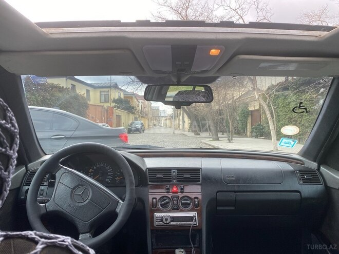 Mercedes C 200 1997, 325,635 km - 2.0 l - Bakı