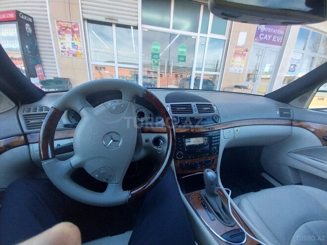 Mercedes E 320 2002, 275,332 km - 3.2 л - Masallı