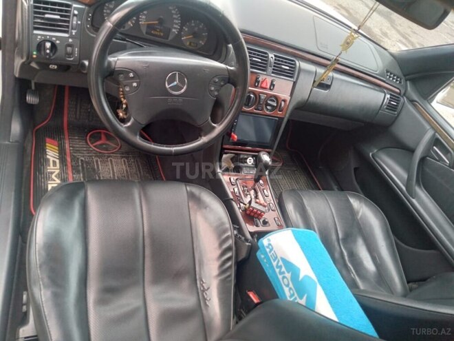 Mercedes E 220 2002, 429,000 km - 2.2 l - Şirvan