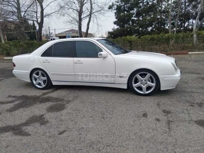 Mercedes E 220 2002, 429,000 km - 2.2 l - Şirvan
