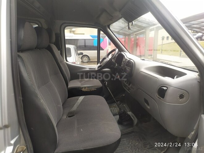 Ford Transit 2000, 396,000 km - 2.5 l - Quba