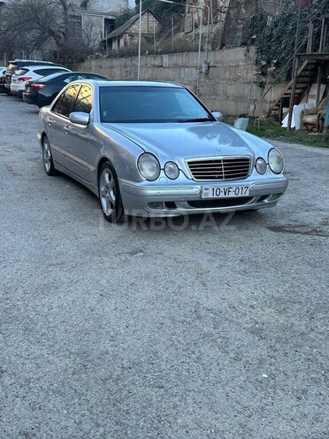 Mercedes E 320 2001, 486,573 km - 3.2 l - Bakı