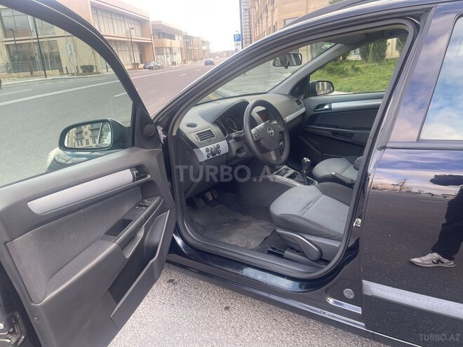 Opel Astra 2005, 193,000 km - 1.4 l - Bakı