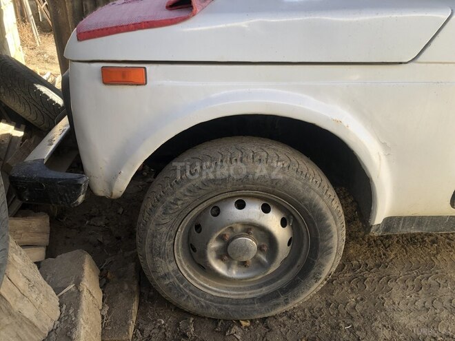 LADA (VAZ) Niva 1985, 300,000 km - 1.6 л - Salyan