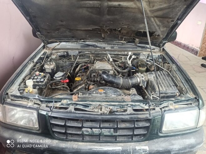 Opel Frontera 2000, 200,000 km - 3.0 l - Qazax