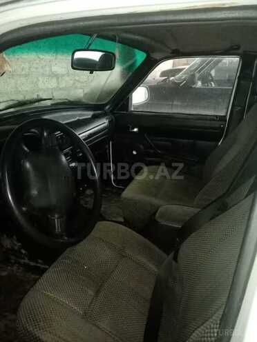 GAZ 3110 1998, 100,000 km - 2.4 l - Qusar