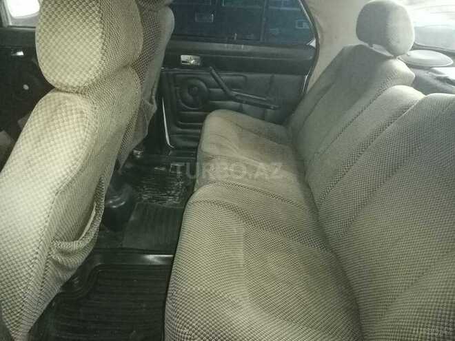 GAZ 3110 1998, 100,000 km - 2.4 l - Qusar