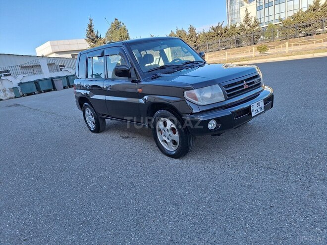 Mitsubishi Pajero io 1999, 242,000 km - 1.8 l - Bakı