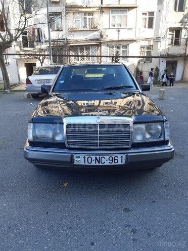 Mercedes E 200 1991, 200,000 km - 2.0 л - Bakı