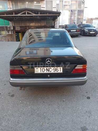 Mercedes E 200 1991, 200,000 km - 2.0 л - Bakı