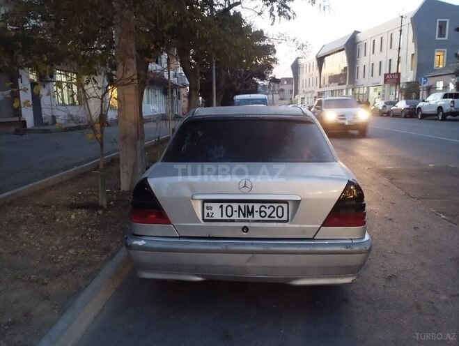 Mercedes C 250 1996, 123,896 km - 2.5 l - Bakı
