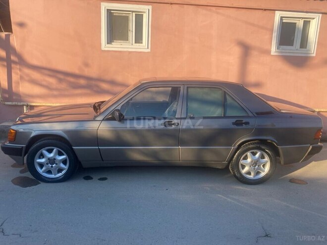 Mercedes 190 1992, 420,000 km - 1.8 l - Bakı