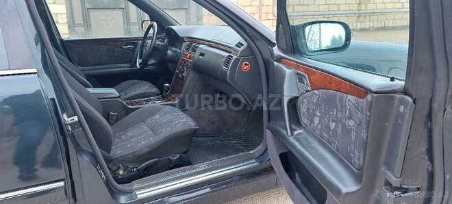 Mercedes E 230 1996, 346,000 km - 2.3 l - Sumqayıt