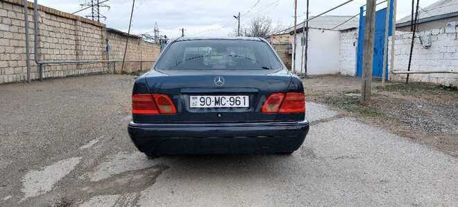 Mercedes E 230 1996, 346,000 km - 2.3 l - Sumqayıt