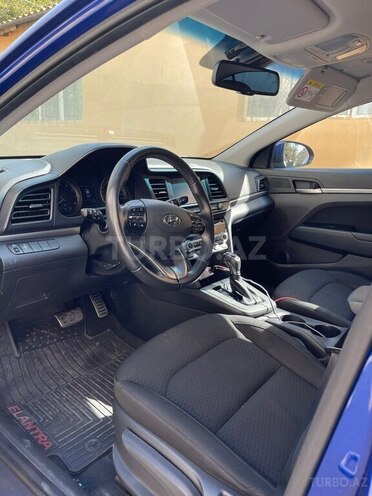 Hyundai Elantra 2018, 55,000 km - 2.0 l - Bakı