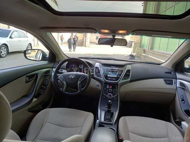 Hyundai Elantra 2015, 286,463 km - 1.8 л - Bakı