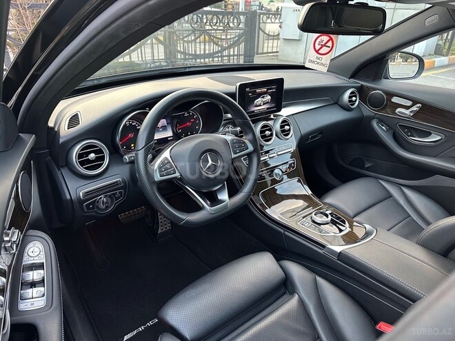 Mercedes C 300 2018, 35,000 km - 2.0 l - Bakı