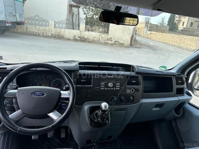 Ford Transit 2011, 184,000 km - 2.4 л - Bakı