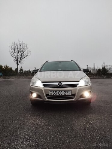 Opel Astra 2006, 306,000 km - 1.6 l - Şəki