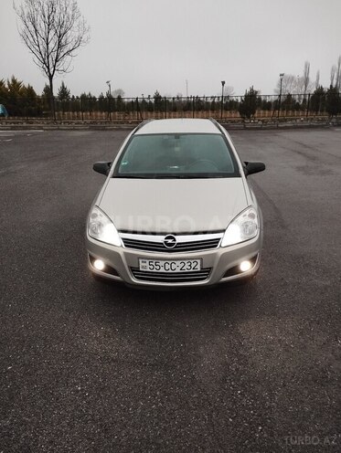Opel Astra 2006, 306,000 km - 1.6 l - Şəki