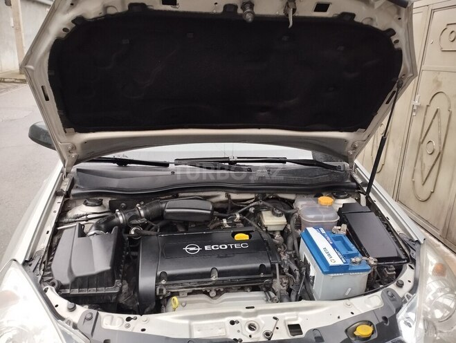 Opel Astra 2006, 306,000 km - 1.6 l - Şəki
