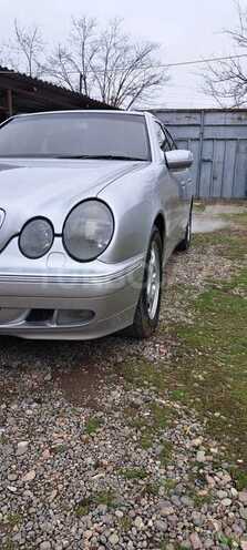 Mercedes E 240 1999, 252,000 km - 2.4 l - Ağstafa