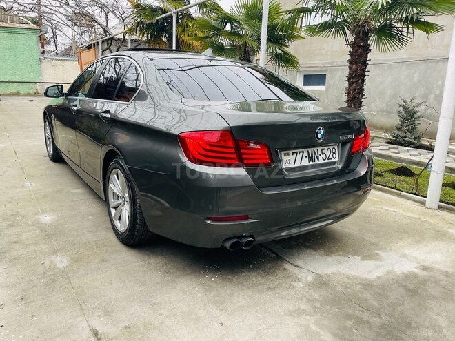 BMW 528 2014, 220,000 km - 2.0 l - Bakı