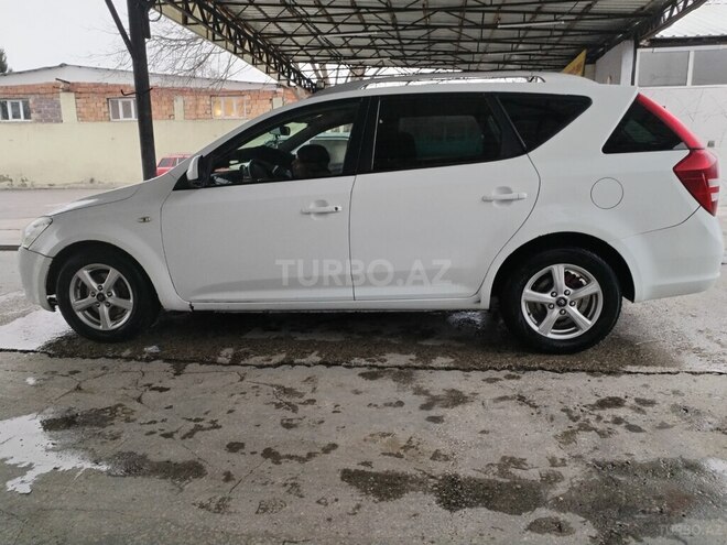 Kia Ceed 2008, 320,000 km - 1.6 л - Gəncə