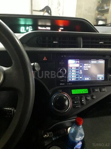Toyota Prius C 2013, 168,000 km - 1.5 l - Bakı