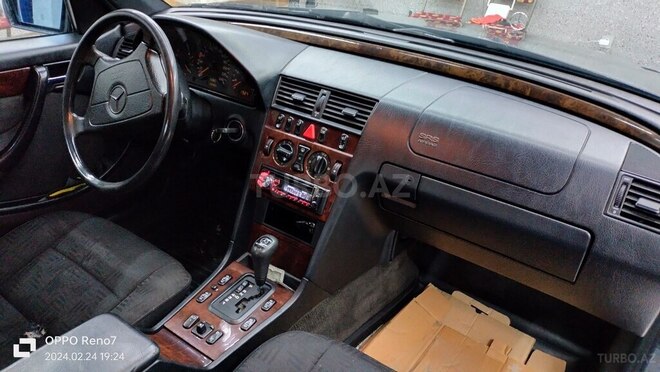 Mercedes C 200 1997, 294,000 km - 2.0 l - Bakı