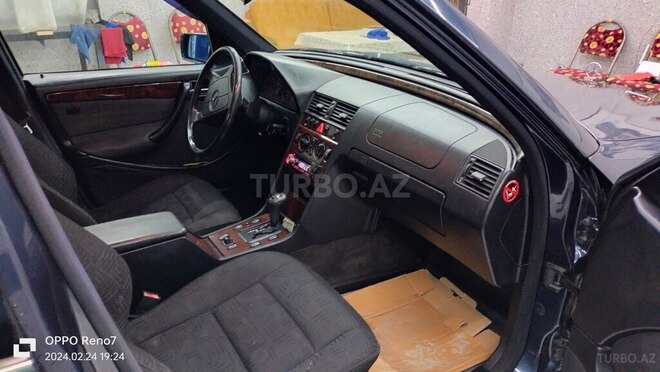 Mercedes C 200 1997, 294,000 km - 2.0 l - Bakı