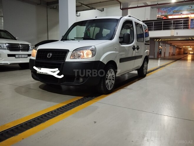 Fiat Doblo 2010, 260,000 km - 1.4 l - Bakı