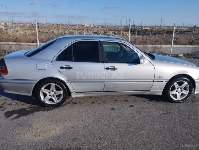 Mercedes C 200 1999, 358,000 km - 2.0 л - Bakı
