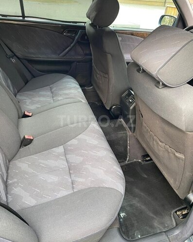 Mercedes E 270 2001, 400,446 km - 2.7 l - Qəbələ