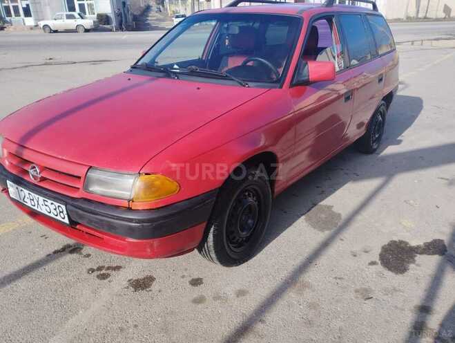 Opel Astra 1993, 350,000 km - 1.6 л - Bakı
