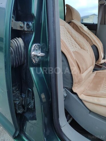 Volkswagen Golf 1998, 400,000 km - 1.6 l - Bakı