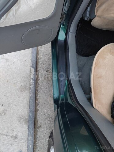 Volkswagen Golf 1998, 400,000 km - 1.6 l - Bakı