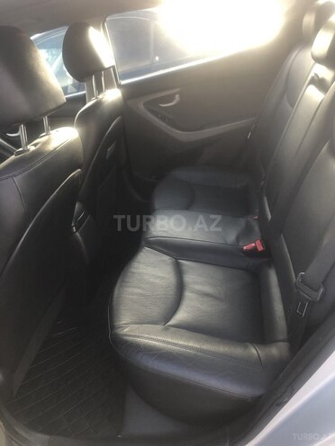 Hyundai Elantra 2014, 321,869 km - 1.8 l - Bakı