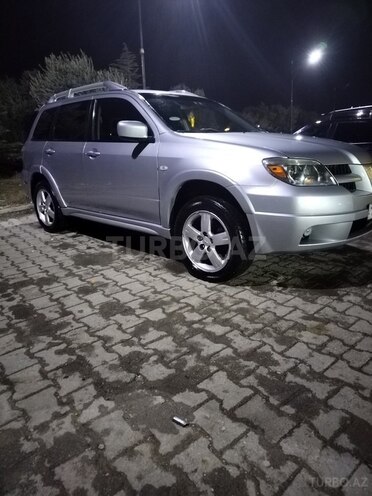 Mitsubishi Outlander 2005, 243,011 km - 2.4 l - Bakı