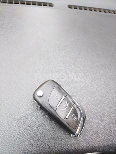 Mitsubishi Outlander 2005, 243,011 km - 2.4 l - Bakı