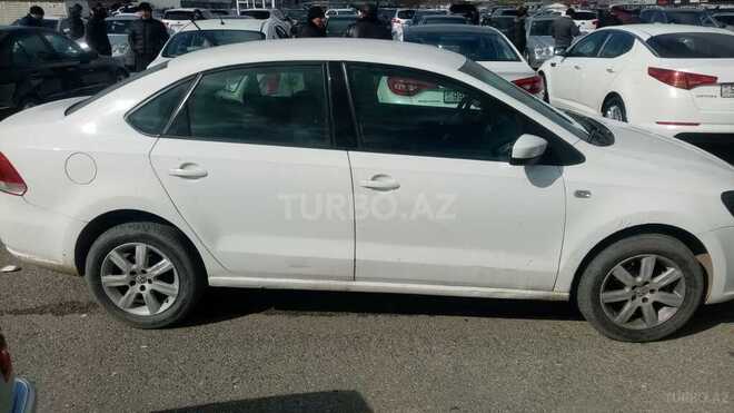Volkswagen Polo 2013, 127,000 km - 1.6 l - Bakı