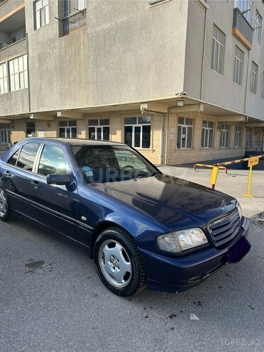 Mercedes C 200 2000, 275,007 km - 2.0 l - Bakı